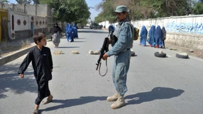 Taliban-Angriffe überschatten Stichwahl