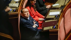 Berlusconi meckert, Meloni gibt sich unbeeindruckt