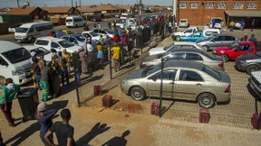 Südafrika hebt Verbot von Alkohol auf