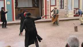 Schauspieler verwendet echte Munition bei nachgestellter Schießerei