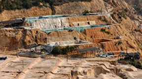 Die Industrie schürft selbst nach Rohstoffen 