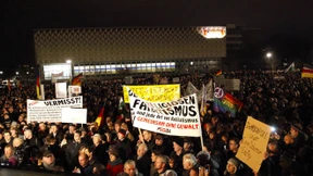 15.000 „Pegida“-Anhänger demonstrieren in Dresden