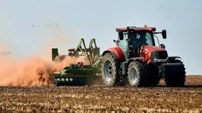 Adieu, du großer roter Traktor