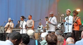 Positive Energie und eingängiger Ausdruck