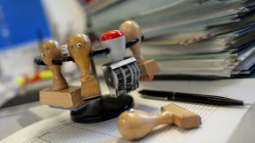 Gefangen in der Bürokratiefalle