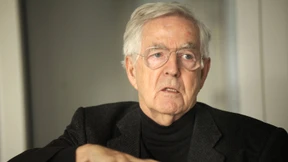 Er ist der Meister der Mäßigung