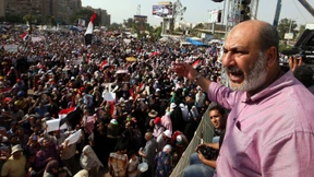 Sicherheitskräfte nehmen zwei führende Muslimbrüder fest