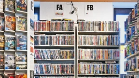 Was sind das für Menschen, die noch in Videotheken gehen?