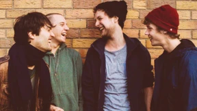 Man trinkt laut Bier bis kurz nach vier