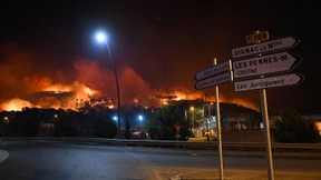 Flammenmeer richtet schwere Schäden in Südfrankreich an