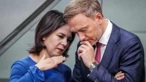 Baerbock ignoriert Lindners Sparvorgabe