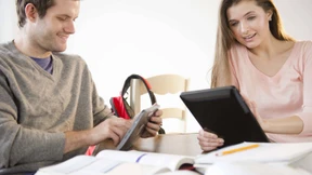 Wie Paare mit Geld umgehen