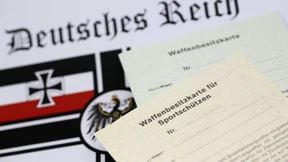 27 „Reichsbürger“ dürfen Schusswaffen besitzen