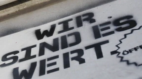 Weniger Stellen, höhere Gebühren