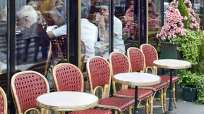 Auch in Paris lädt der Mai zum Verkaufen ein