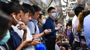 Ein Selfie pro Tag an die Behörden