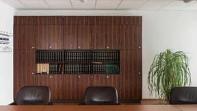 Nie mehr Mahagoniburg