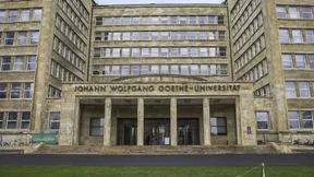 Uni Frankfurt könnte im Sommer zwei Wochen schließen