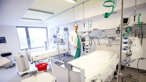 „In den Kliniken stehen Tausende Betten leer“