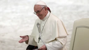 Papst beruft weltweite Bischofskonferenz ein