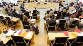 Schwarz-Grün steht zu Nullrunde bei Abgeordneten-Diäten