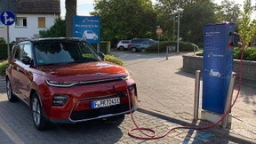 Der nette Elektriker von nebenan