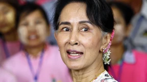 Sie missionieren mit Buddha und Schwert