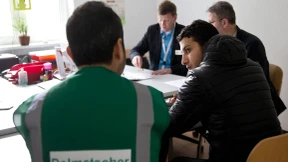 Einige Syrer verlassen Deutschland Richtung Heimat