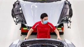 Porsche kündigt Bau einer Batteriezellenfabrik in Tübingen an