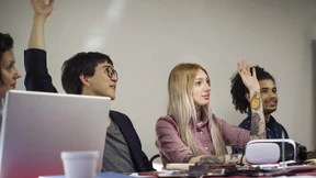 Wer sich KI als Kollegin wünscht – und für welche Tätigkeiten