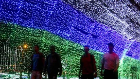 Neunhundert Kilometer Licht