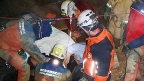 Geretteter Höhlenforscher ist in einem guten Zustand