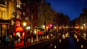 Amsterdam will Touristen mit Quiz Benimmregeln beibringen