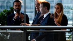 Zuckerberg lässt viele Fragen offen