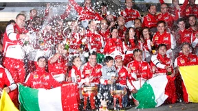 „Roter Stern über China“