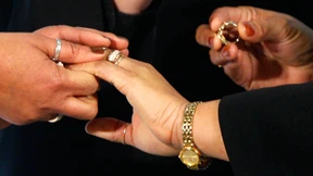 Ehegatten-Splitting für Homosexuelle spaltet die Koalition 