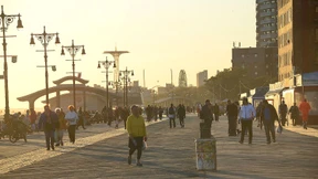 Unter Marx und Engels zur Arbeit an die Wall Street