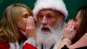 Weihnachtsmann-Leugner vor Kirche festgenommen