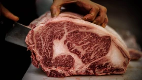 Hier die Steaks, da der Sellerie