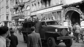 Der Dienst und der Volksaufstand