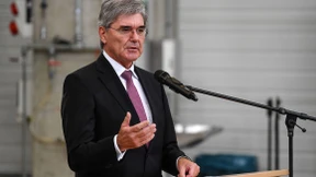 Sachter Beistand für Joe Kaeser
