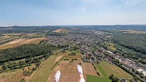 So fühlt sich ein Gleitschirmflug mit Höhenangst an
