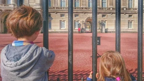 Sollte man Bilder seiner Kinder ins Netz stellen?