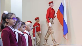 Sollen Schüler Ehrenwache am Sarg halten?