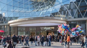 Mädchen überfallen Mädchen