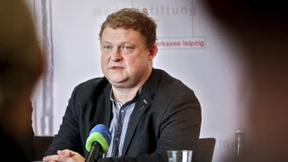 Ist, wer Ukrainer als „Faschisten“ verleumdet, kein Putin-Apologet?