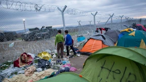 Die Grenzen zu und alle Fragen offen