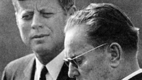 Ohnmächtig ist der böse Mann allein!