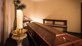 Im Sarg erwachte Frau ist nun wirklich gestorben