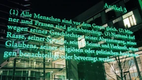 Der Begriff „Rasse“ erinnert an die Schoa